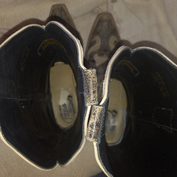 Women Cowboy boots size 9 - Picture 8 of 14